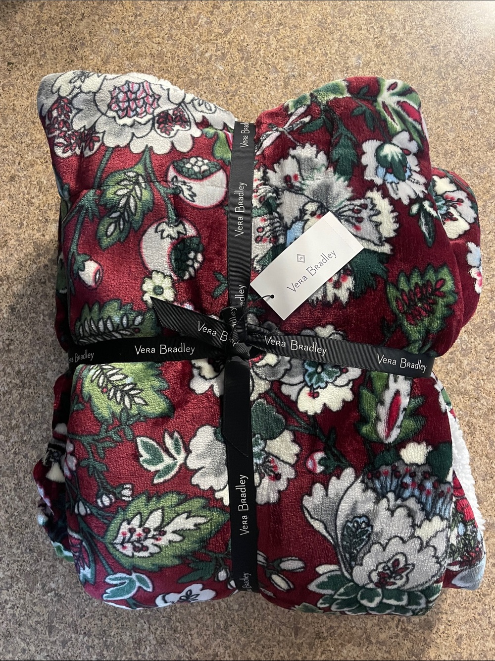 Vera Bradley Floral Plush Throw Blanket 72"x50"